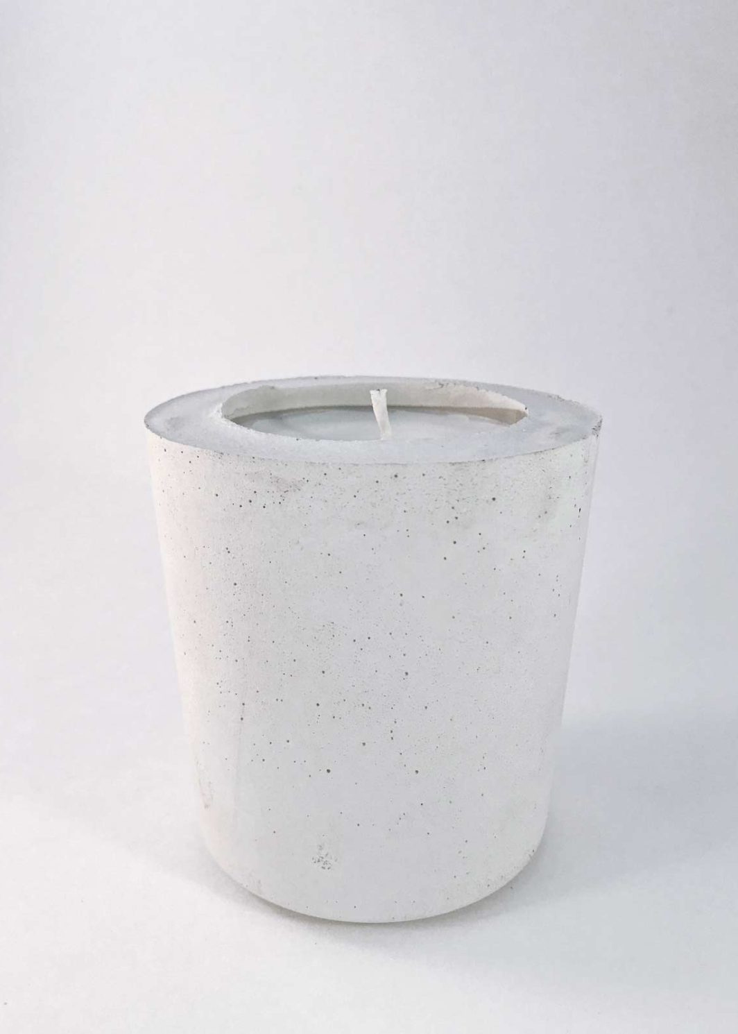 Ceramic candle